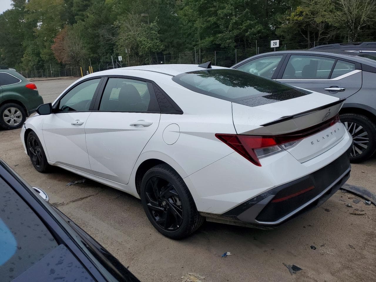 2026 Hyundai Elantra Sel Sport - foto 2