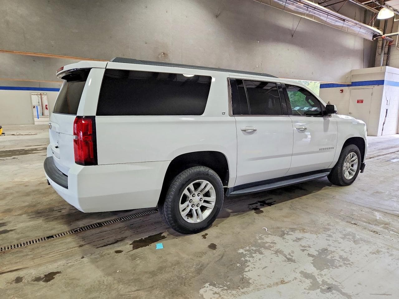 2019 Chevrolet Suburban K1500 Lt - foto 3