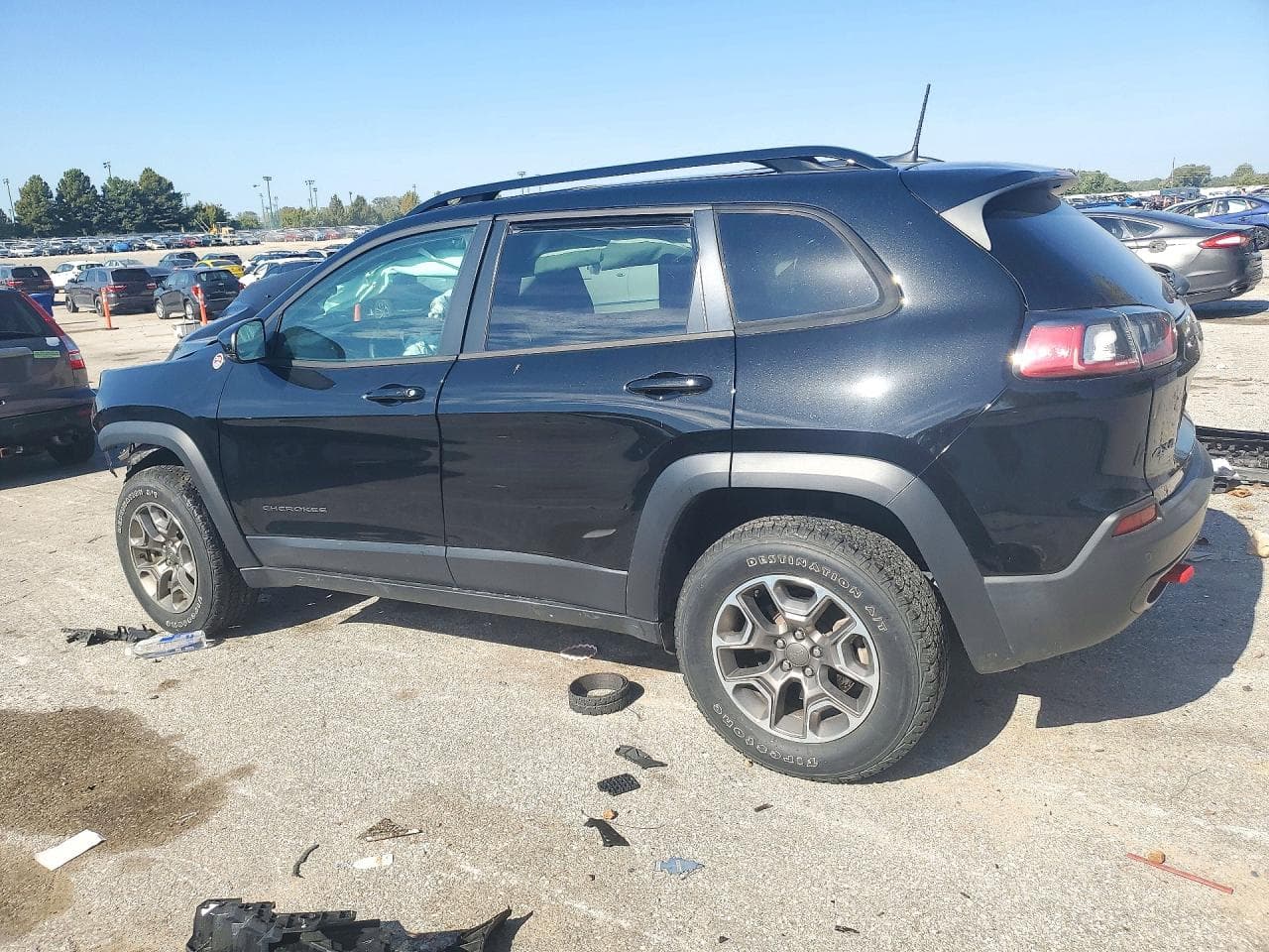 2022 Jeep Cherokee Trailhawk - foto 2