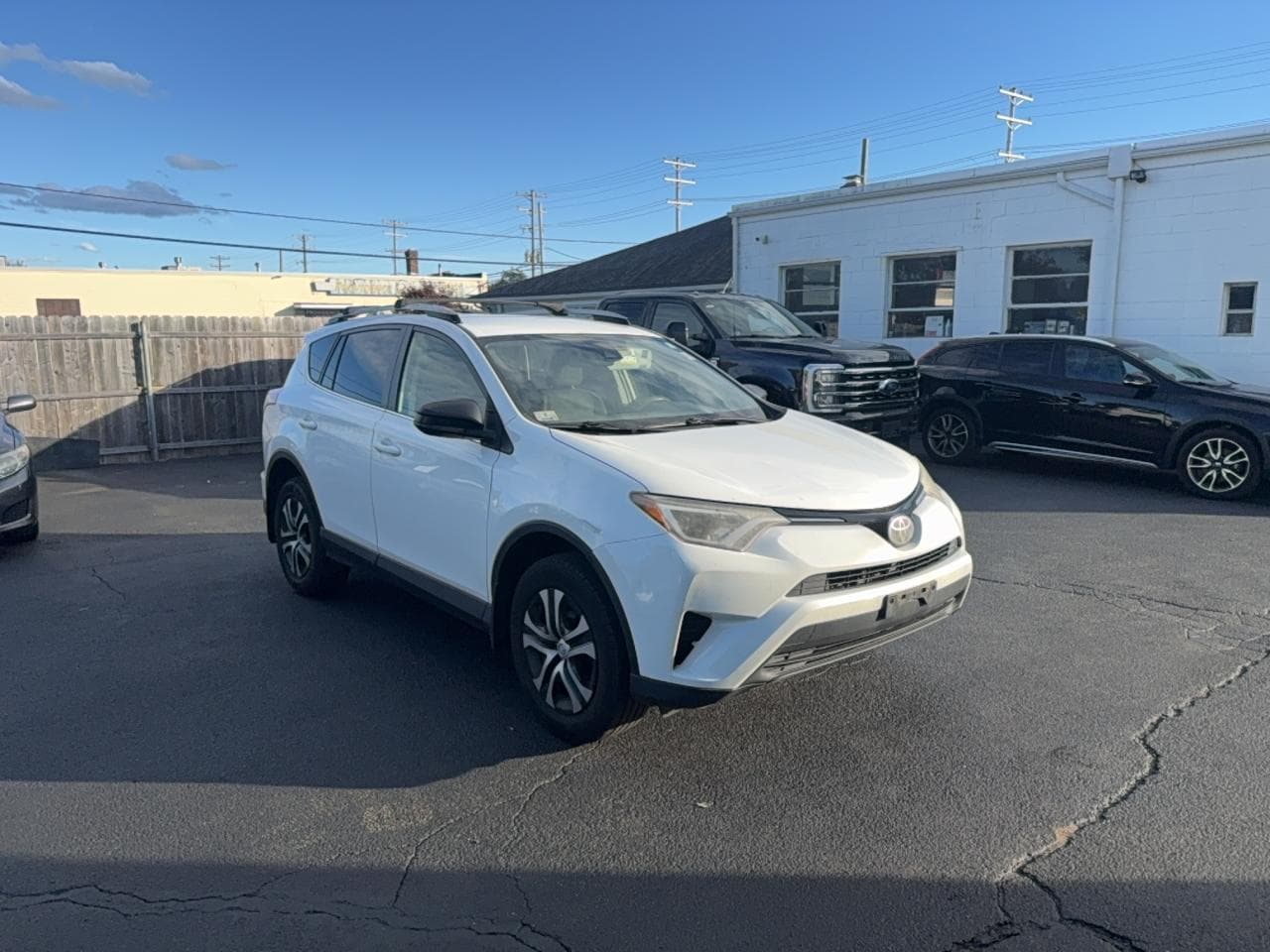 Toyota RAV 4 2017 z USA