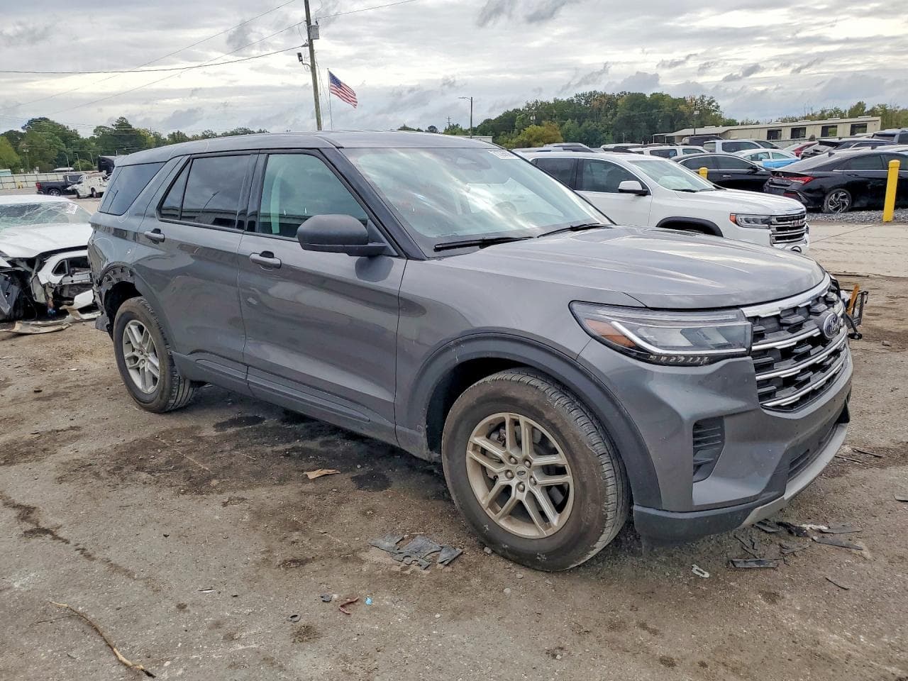 2026 Ford Explorer Active - foto 4