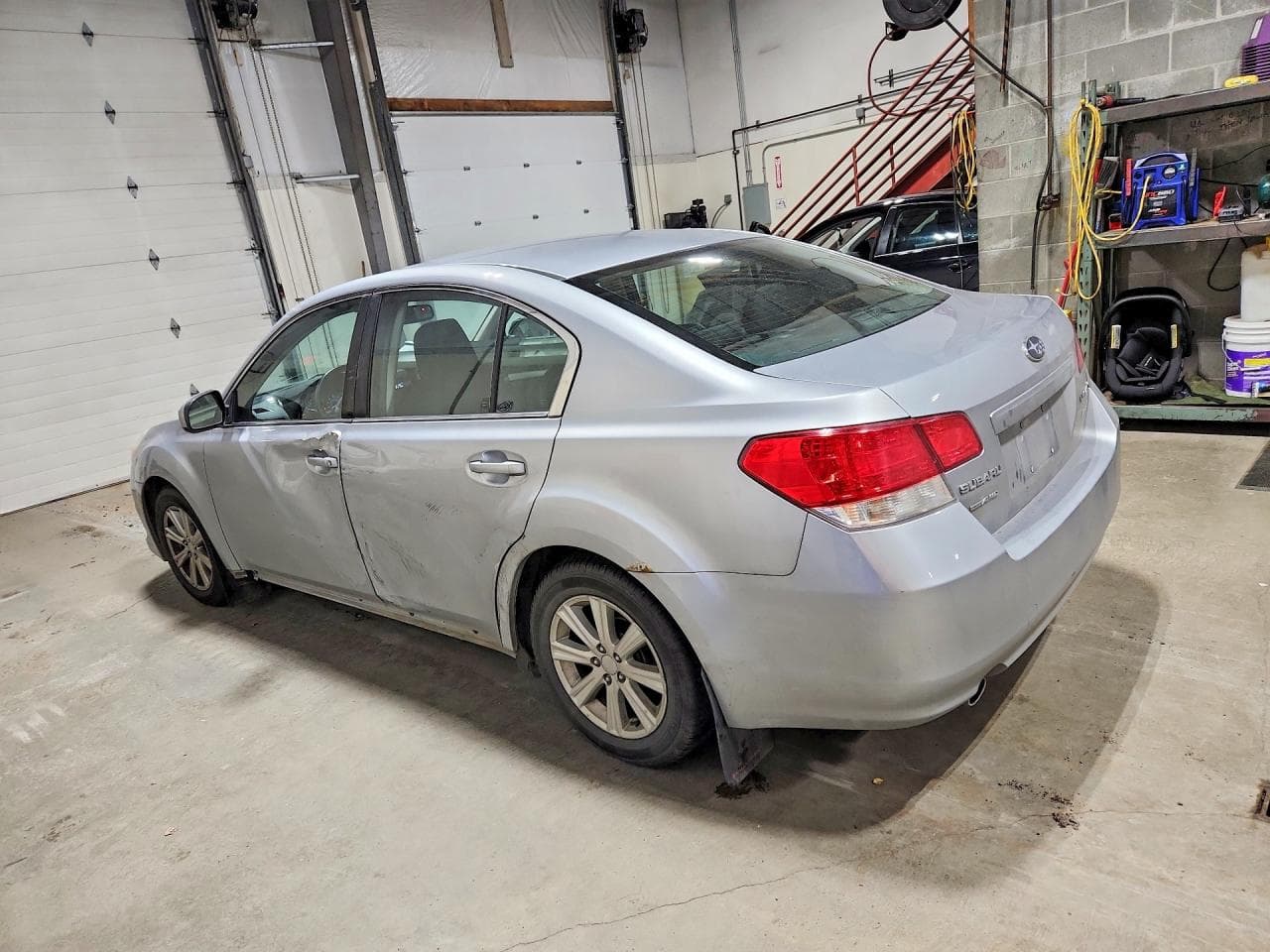 2012 Subaru Legacy 2.5I Premium - foto 2