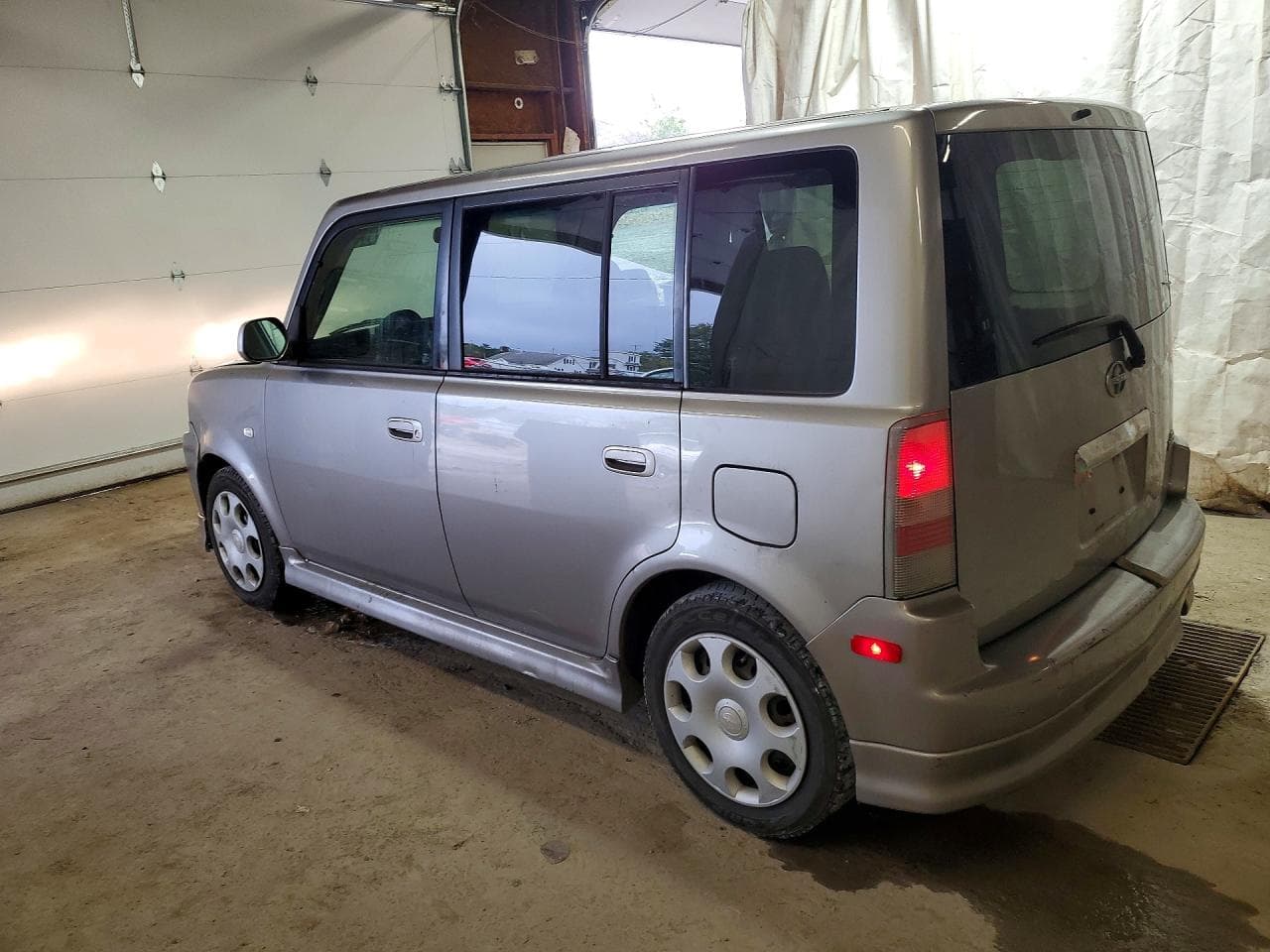 2006 Scion Xb Base - foto 2