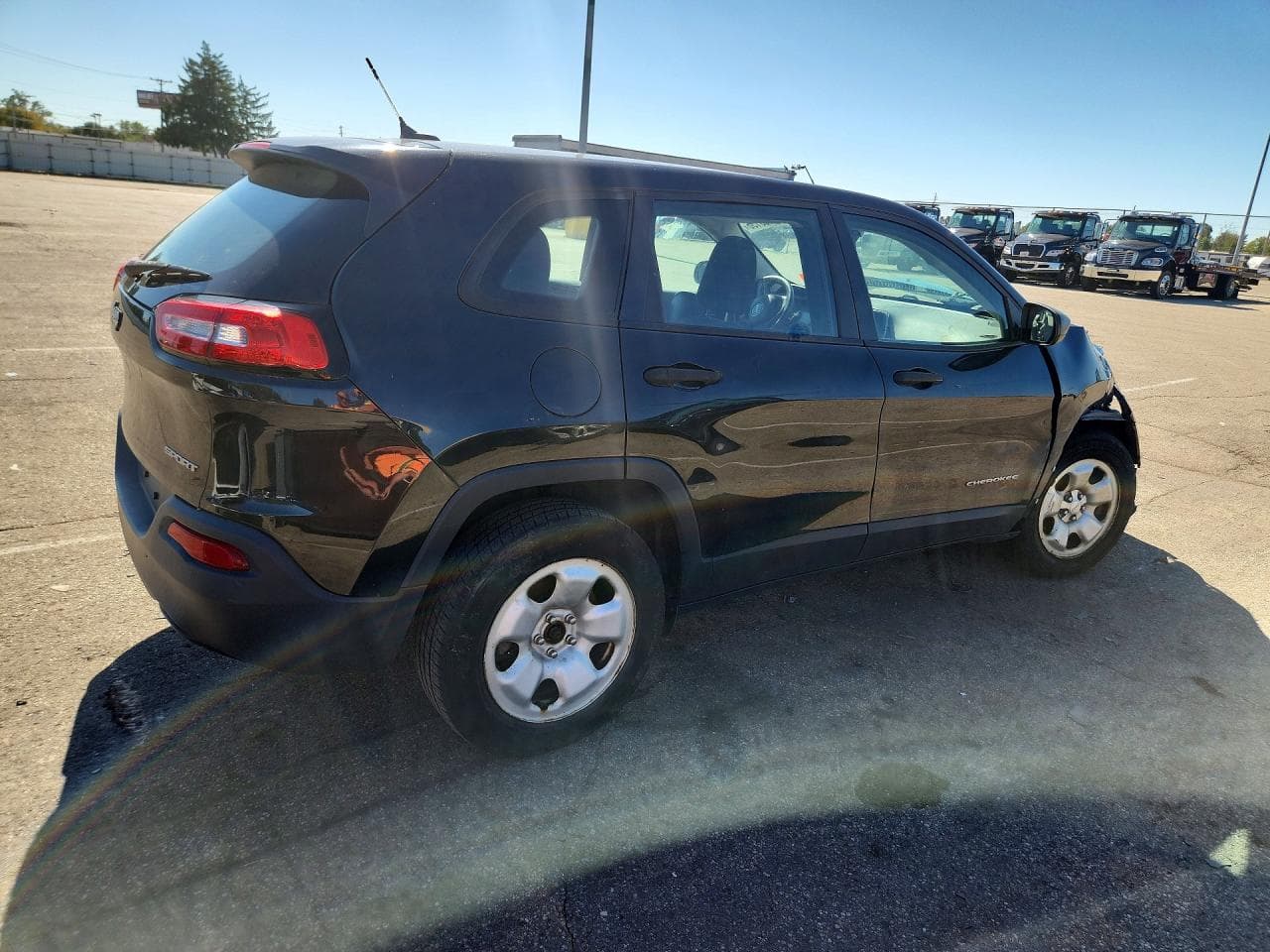 2015 Jeep Cherokee Sport - foto 3