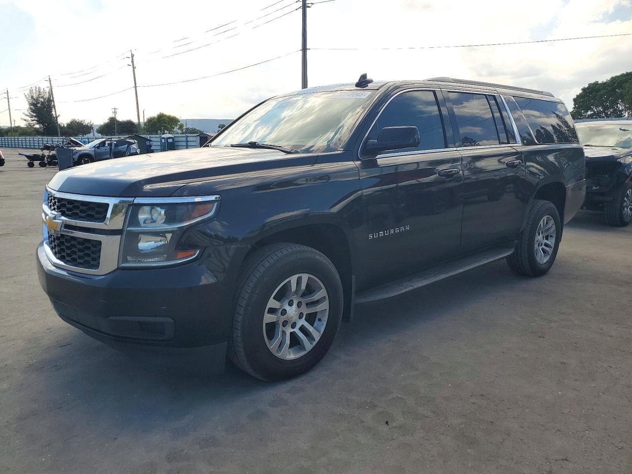 Chevrolet Suburban 2019 z USA