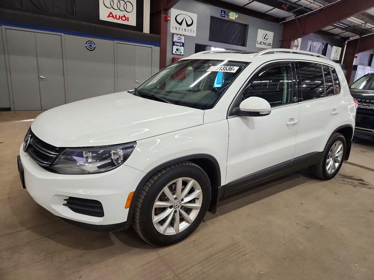 Volkswagen Tiguan 2017 z USA