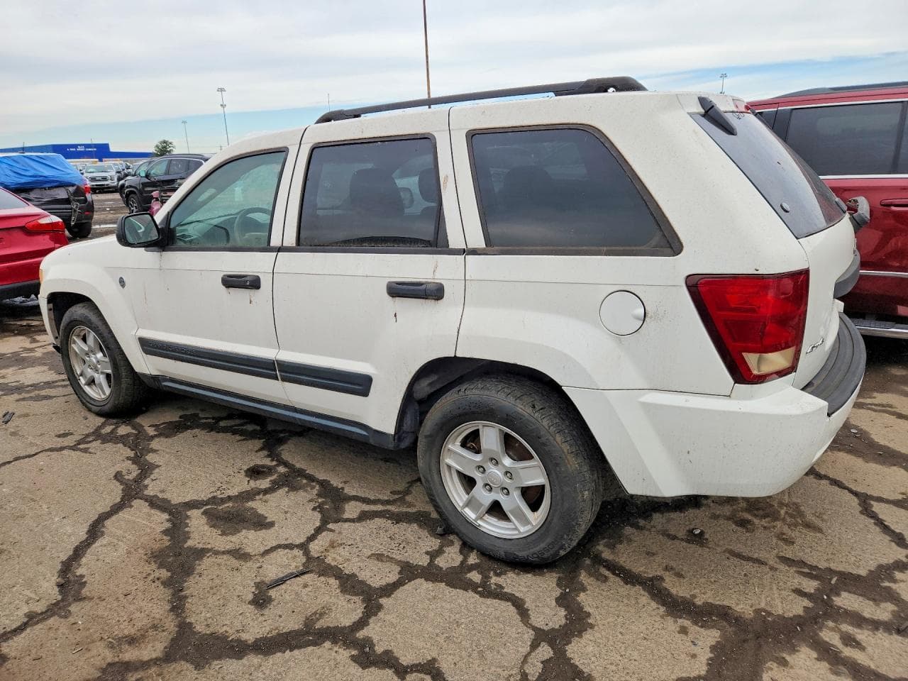 2005 Jeep Grand Cherokee Laredo - foto 2