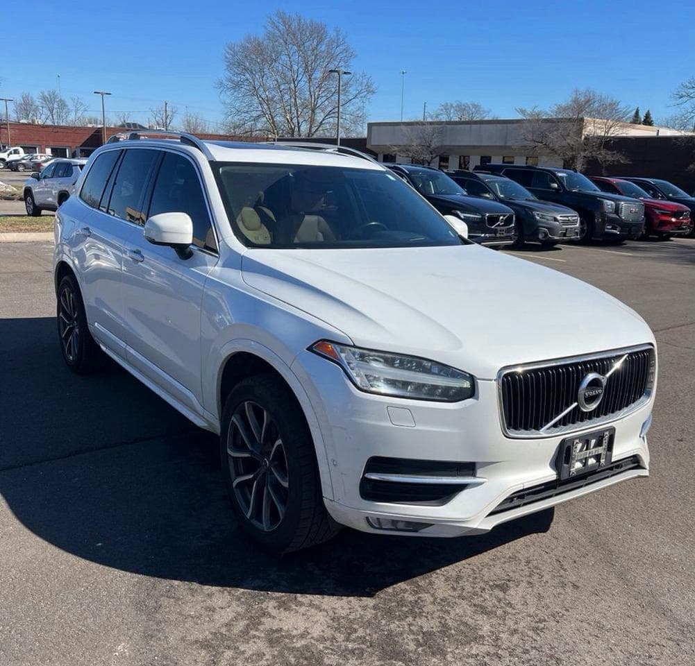 Volvo XC90 2016 z USA