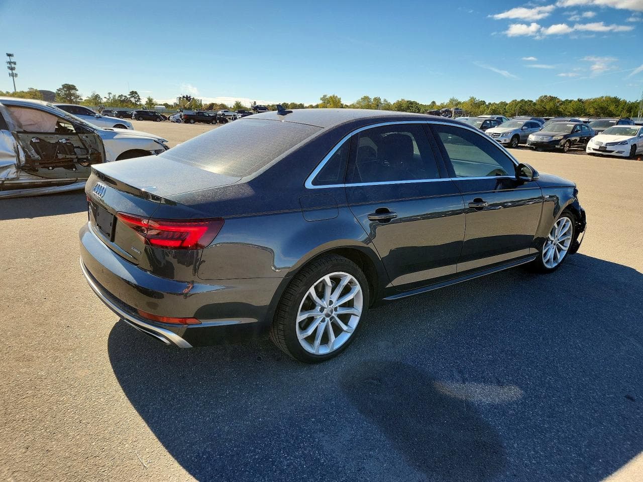 2019 Audi A4 Premium Plus - foto 3