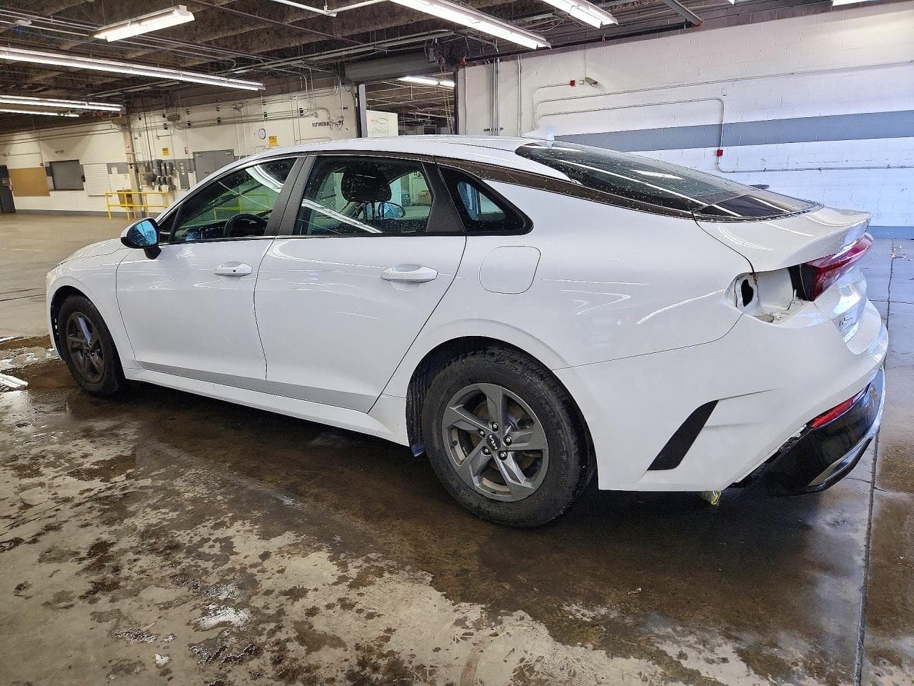 2023 Kia K5 Lxs - foto 2