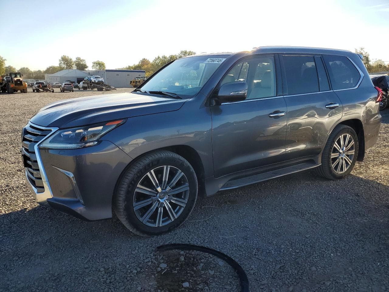 Lexus LX 2017 z USA