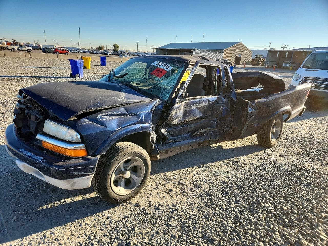 1999 Chevrolet S-10 Pickup z USA