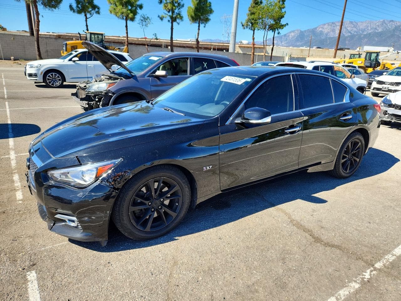 Infiniti Q50 2015 z USA