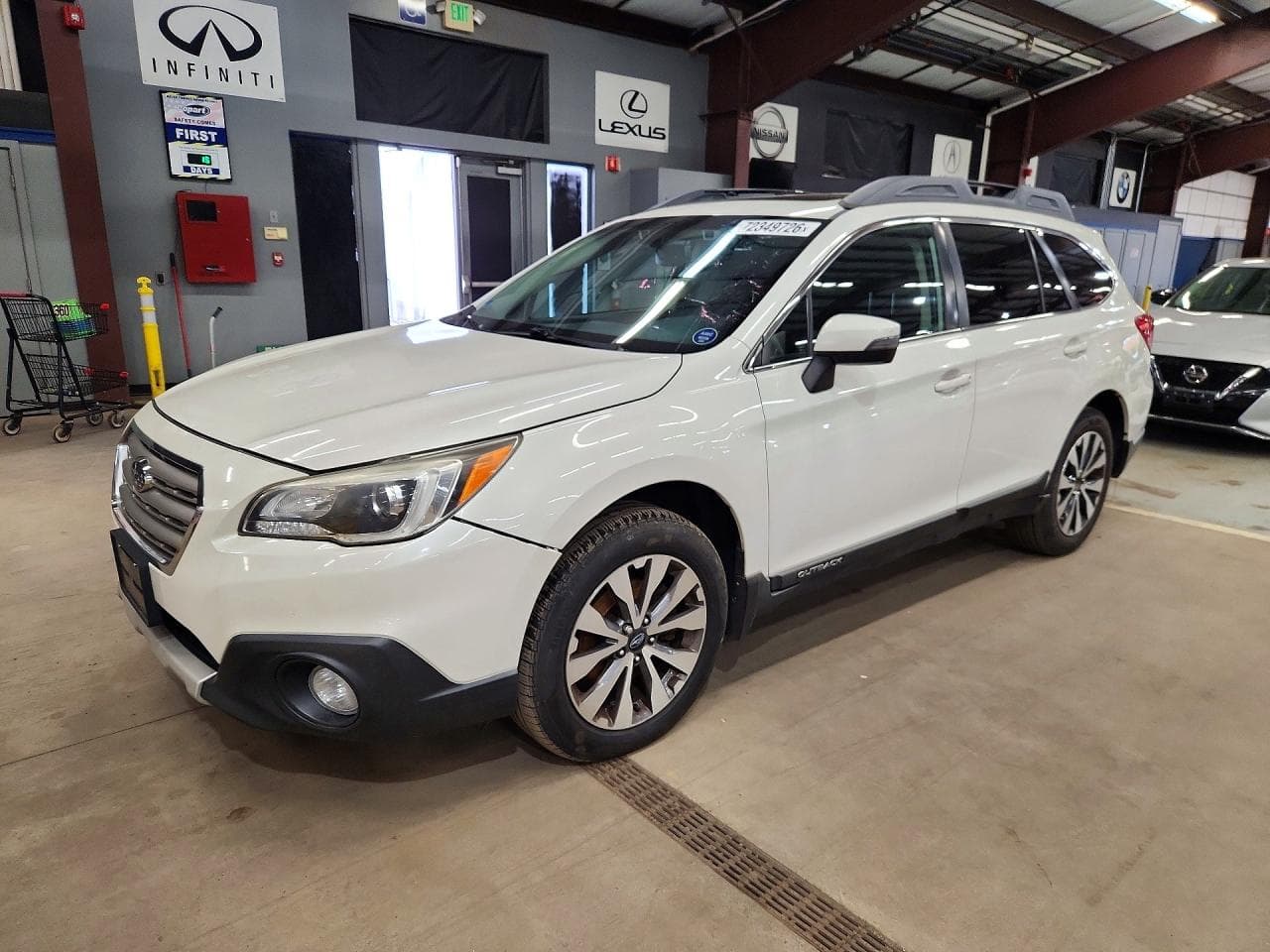 Subaru Outback 2015 z USA