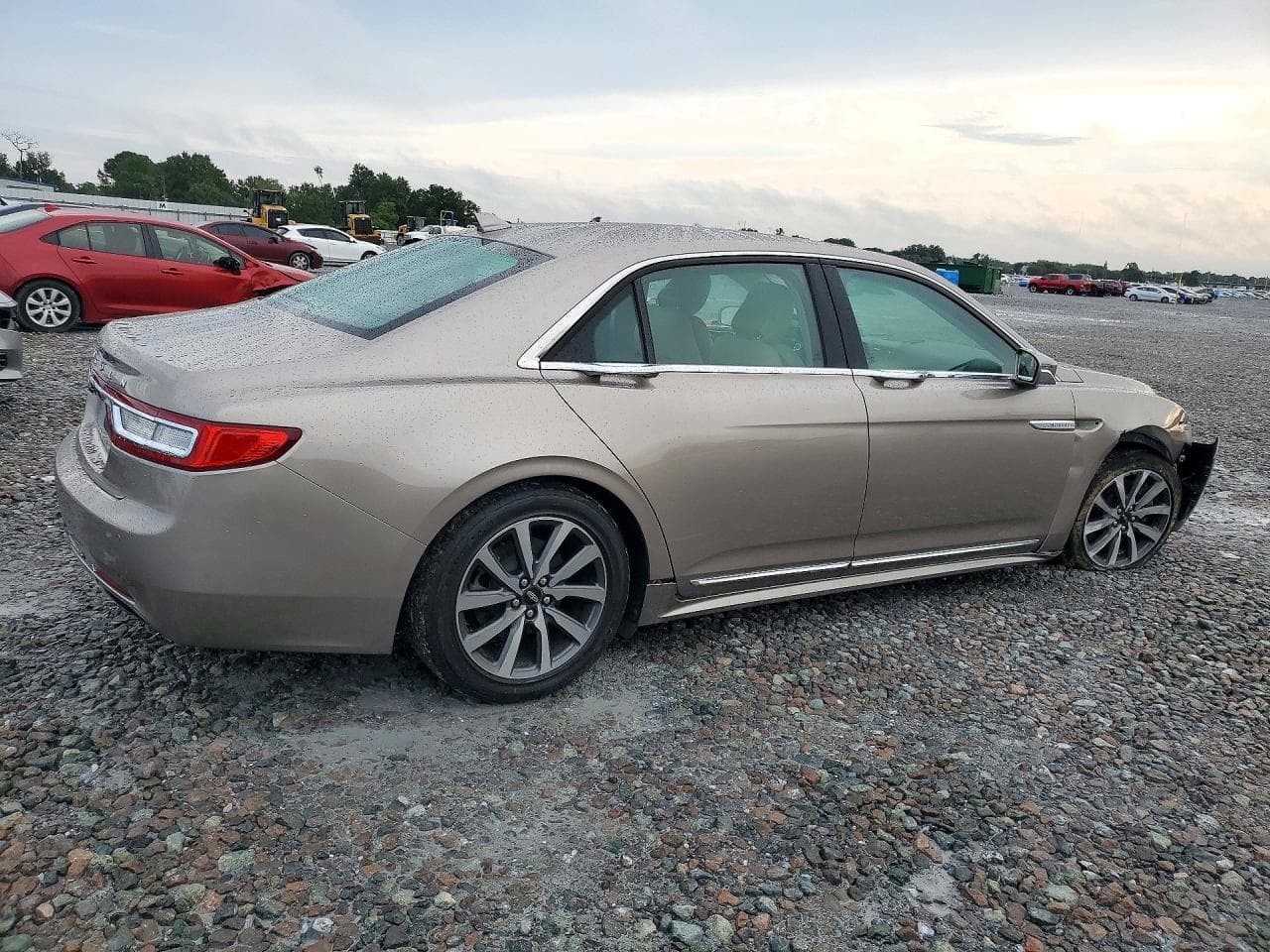 2020 Lincoln Continental - foto 3