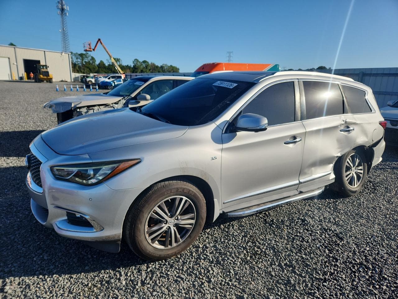 Infiniti QX60 2017 z USA