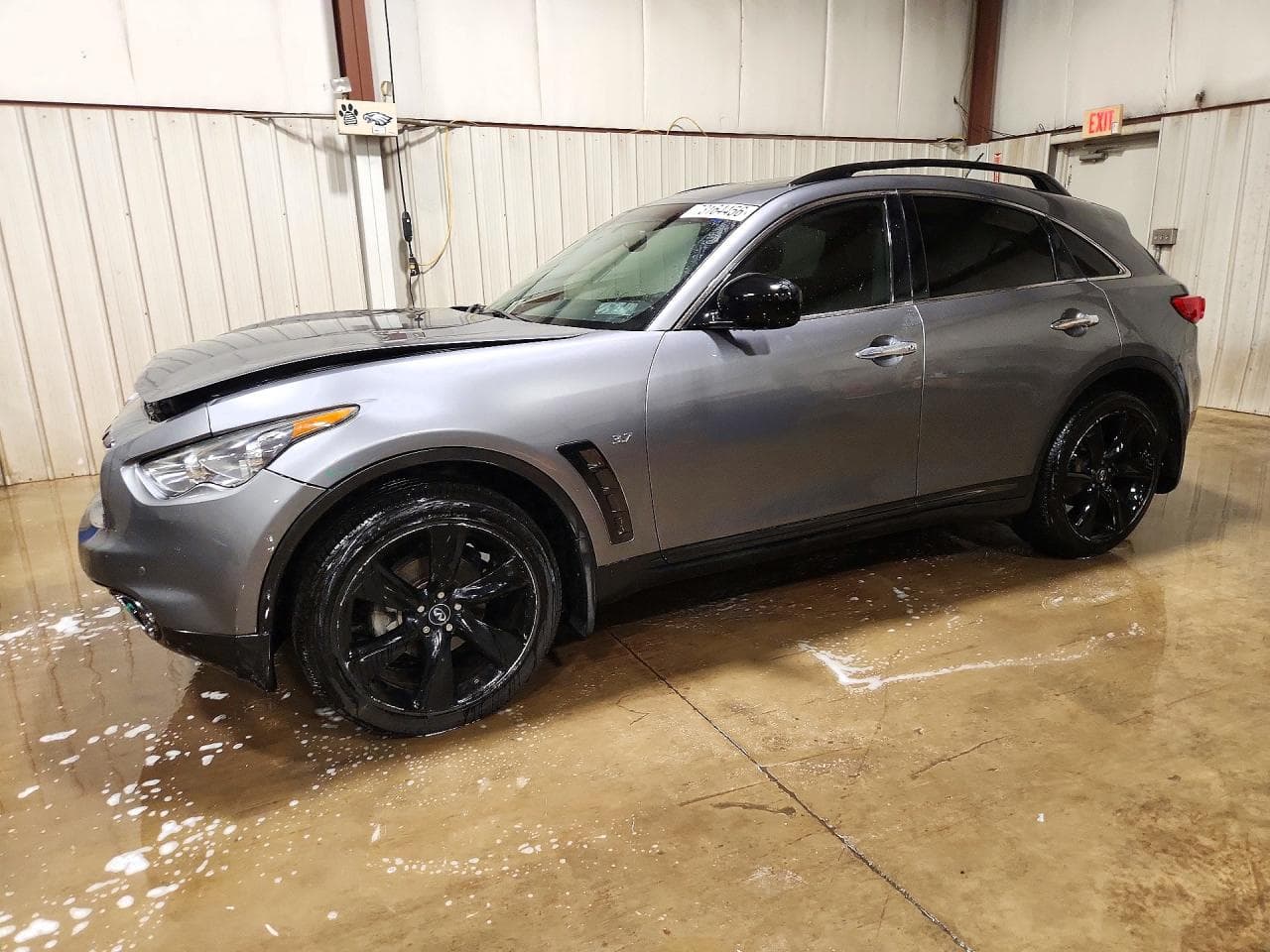 Infiniti QX70 2015 z USA
