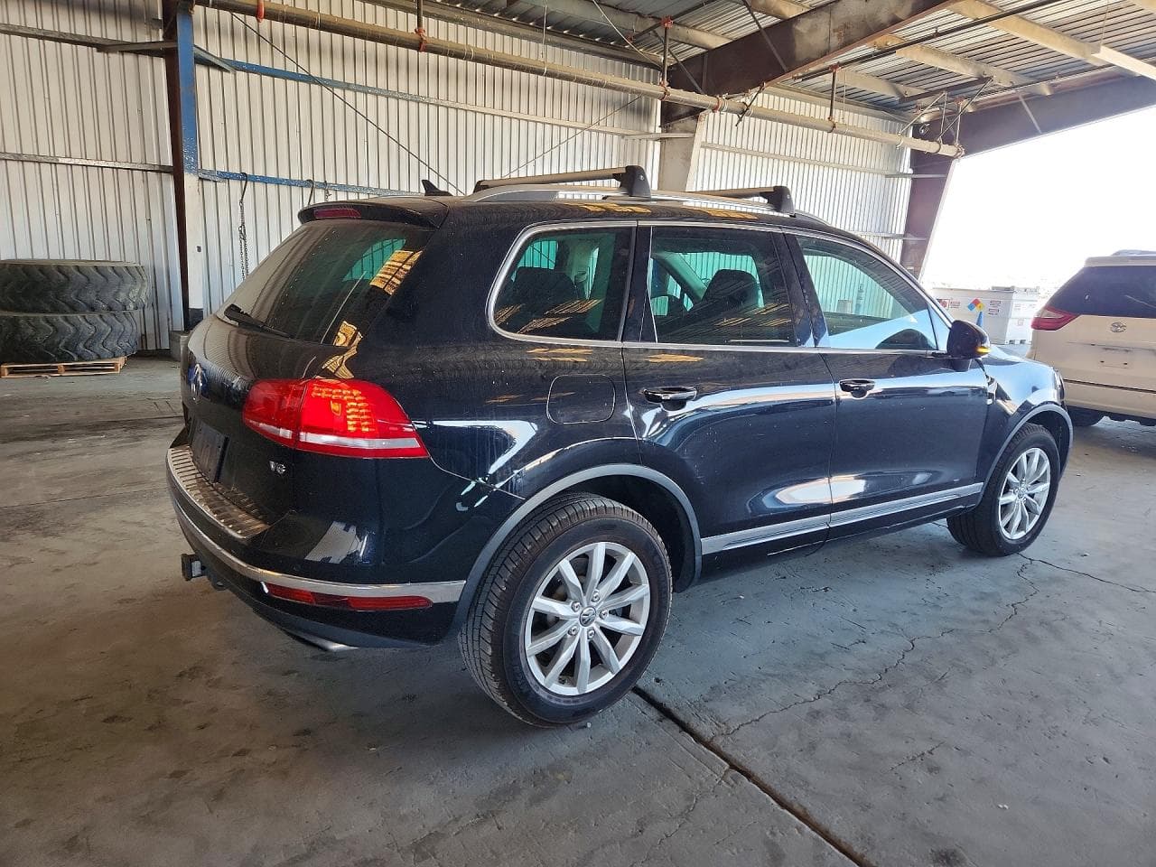 2017 Volkswagen Touareg Sport - foto 3