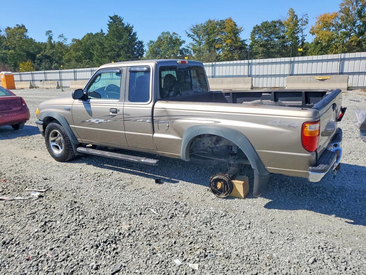 2003 Mazda B4000 Cab Plus - foto 2