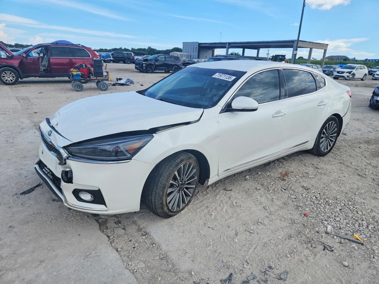 2019 Kia Cadenza z USA