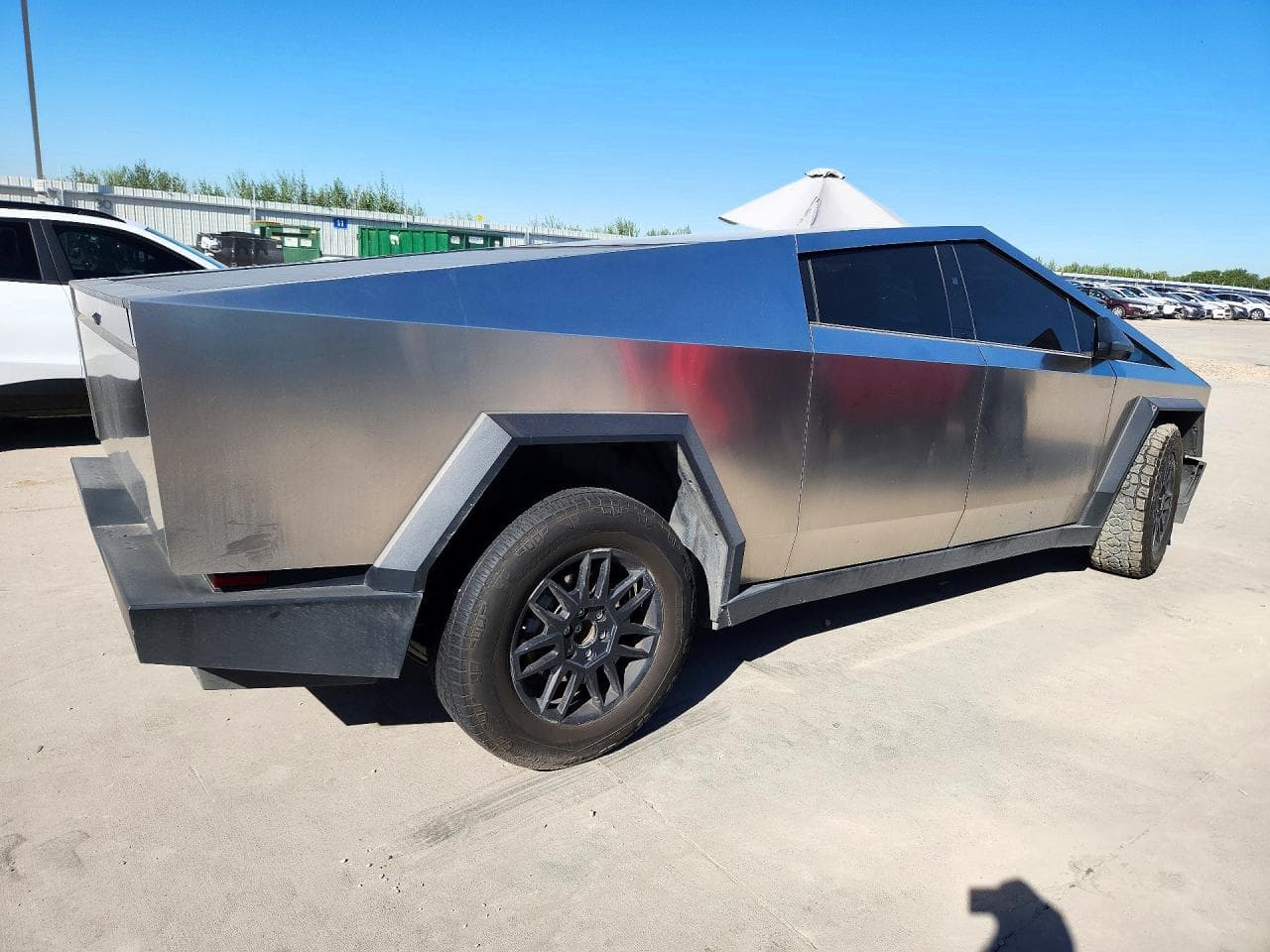 2024 Tesla Cybertruck - foto 3