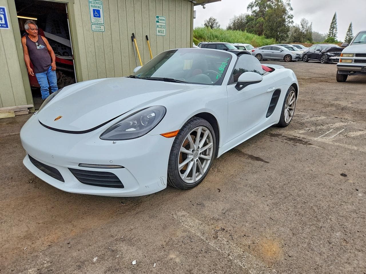 2022 Porsche Boxster z USA