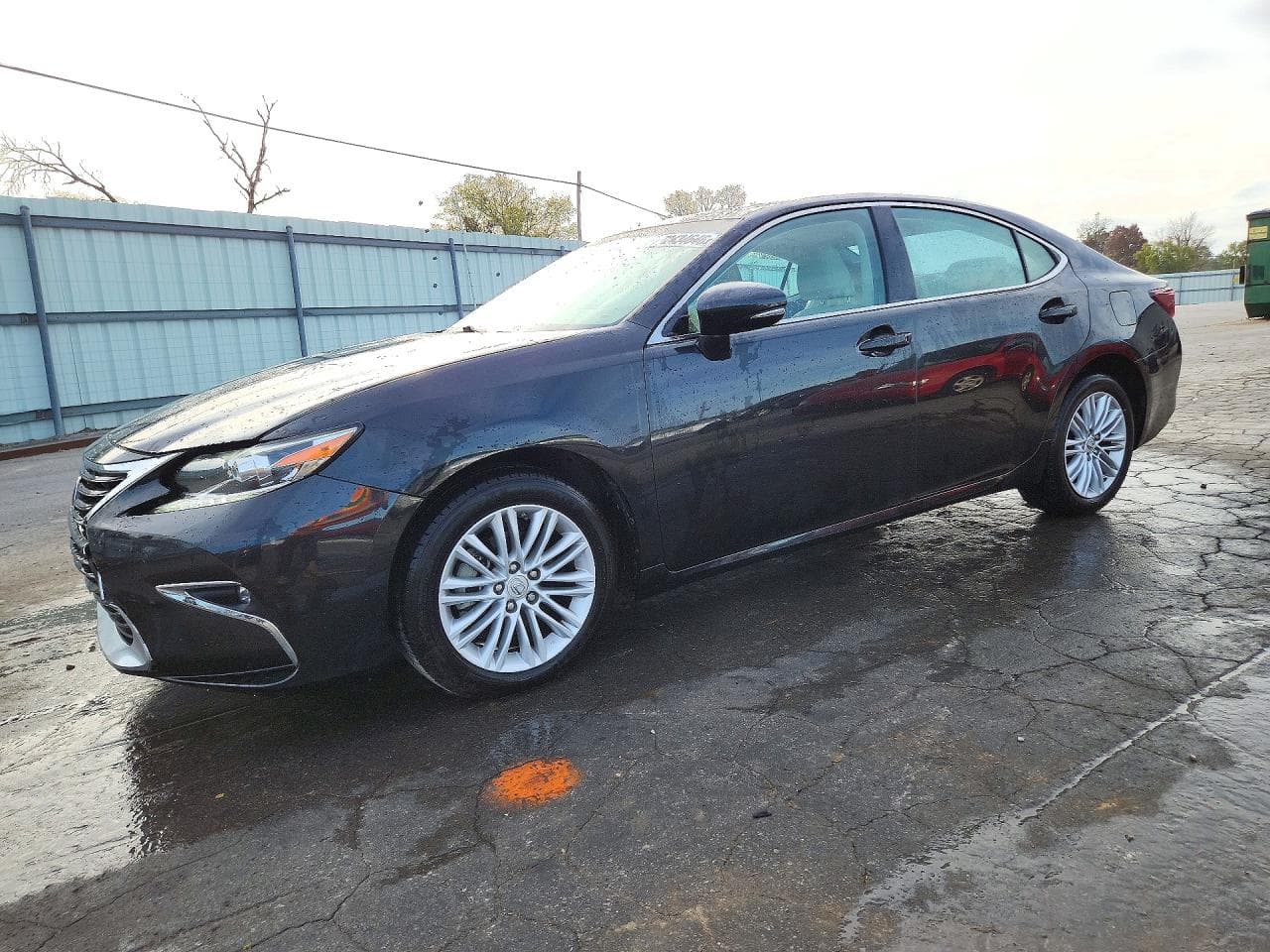 Lexus ES 2016 z USA