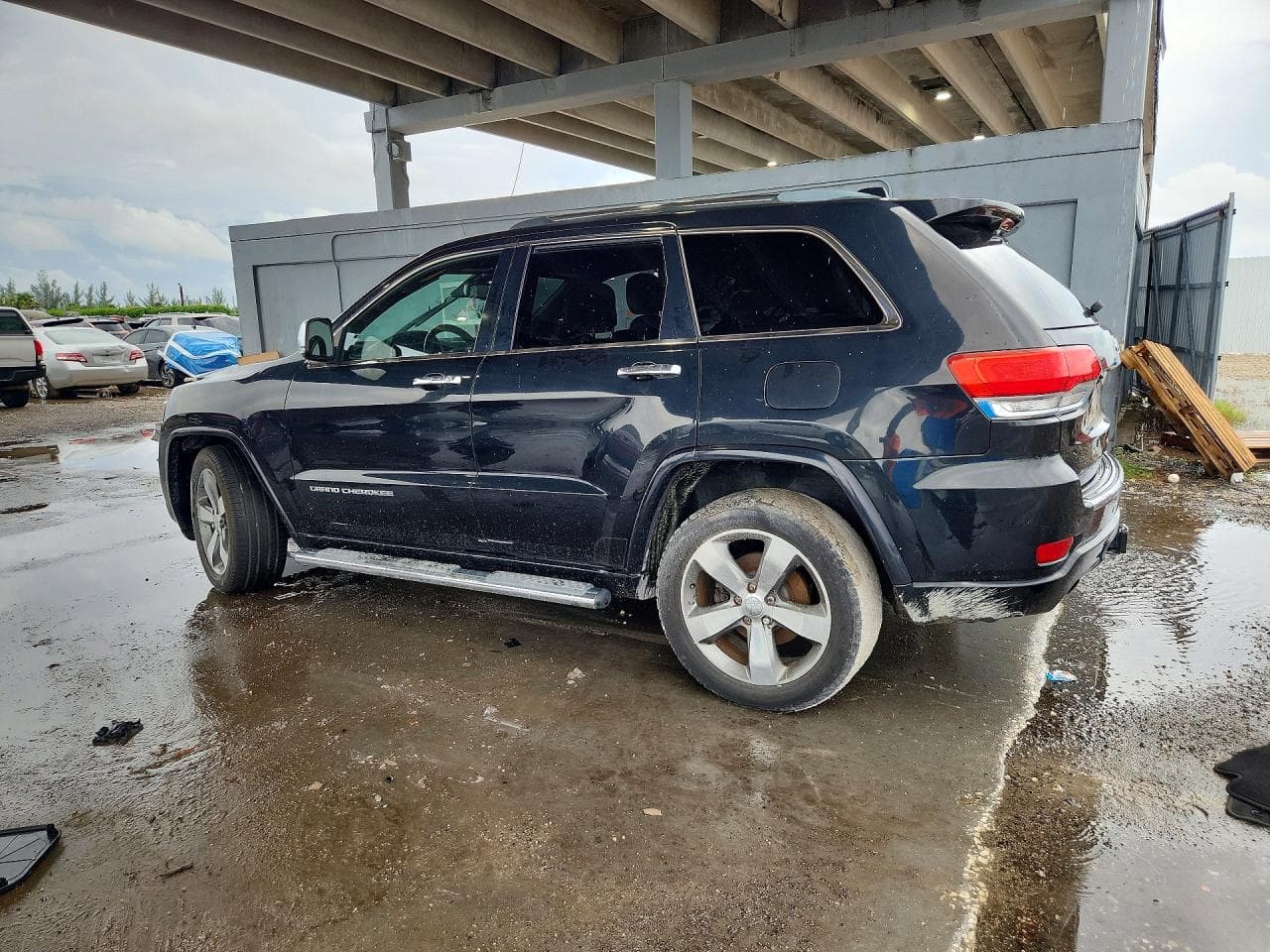 2014 Jeep Grand Cherokee Overland - foto 2