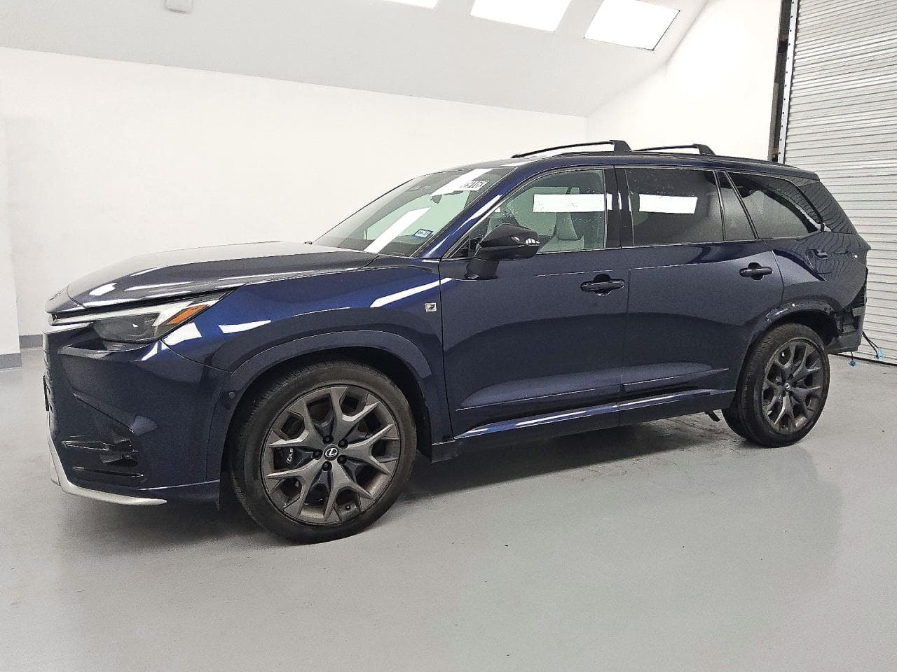 Lexus TX 2025 z USA