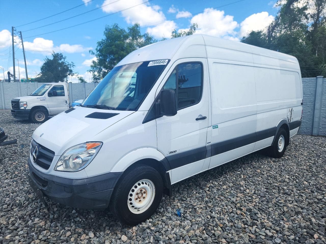 Mercedes-Benz Sprinter 2012 z USA
