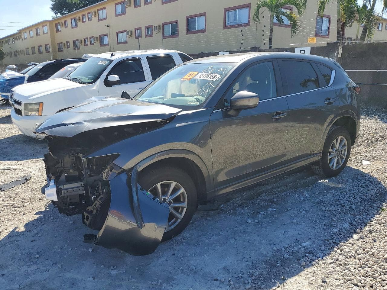 Mazda CX-5 2025 z USA