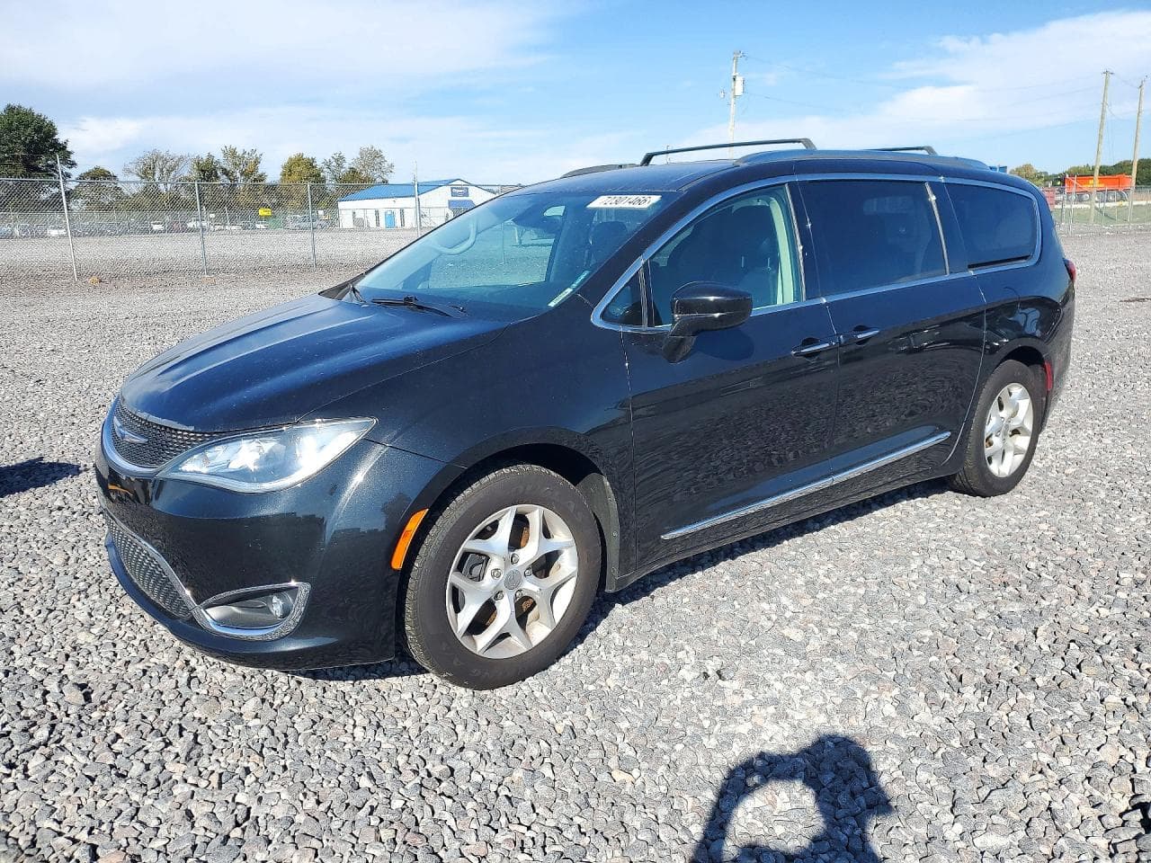 Chrysler Pacifica 2018 z USA