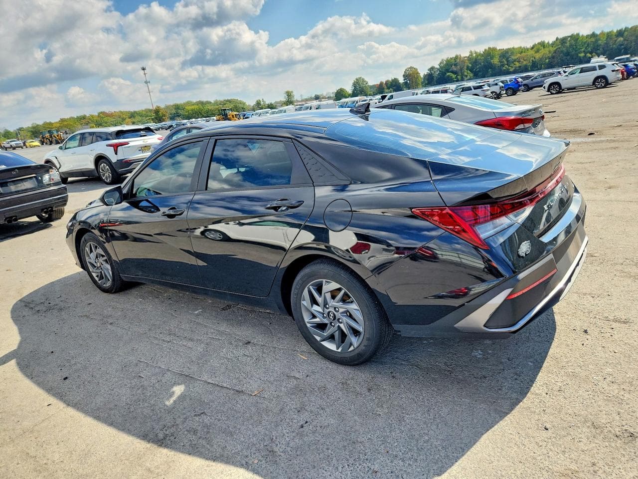 2024 Hyundai Elantra Blue - foto 2