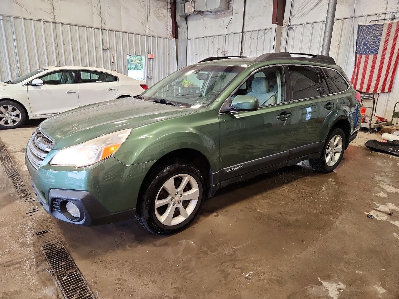 Subaru Outback 2013 z USA
