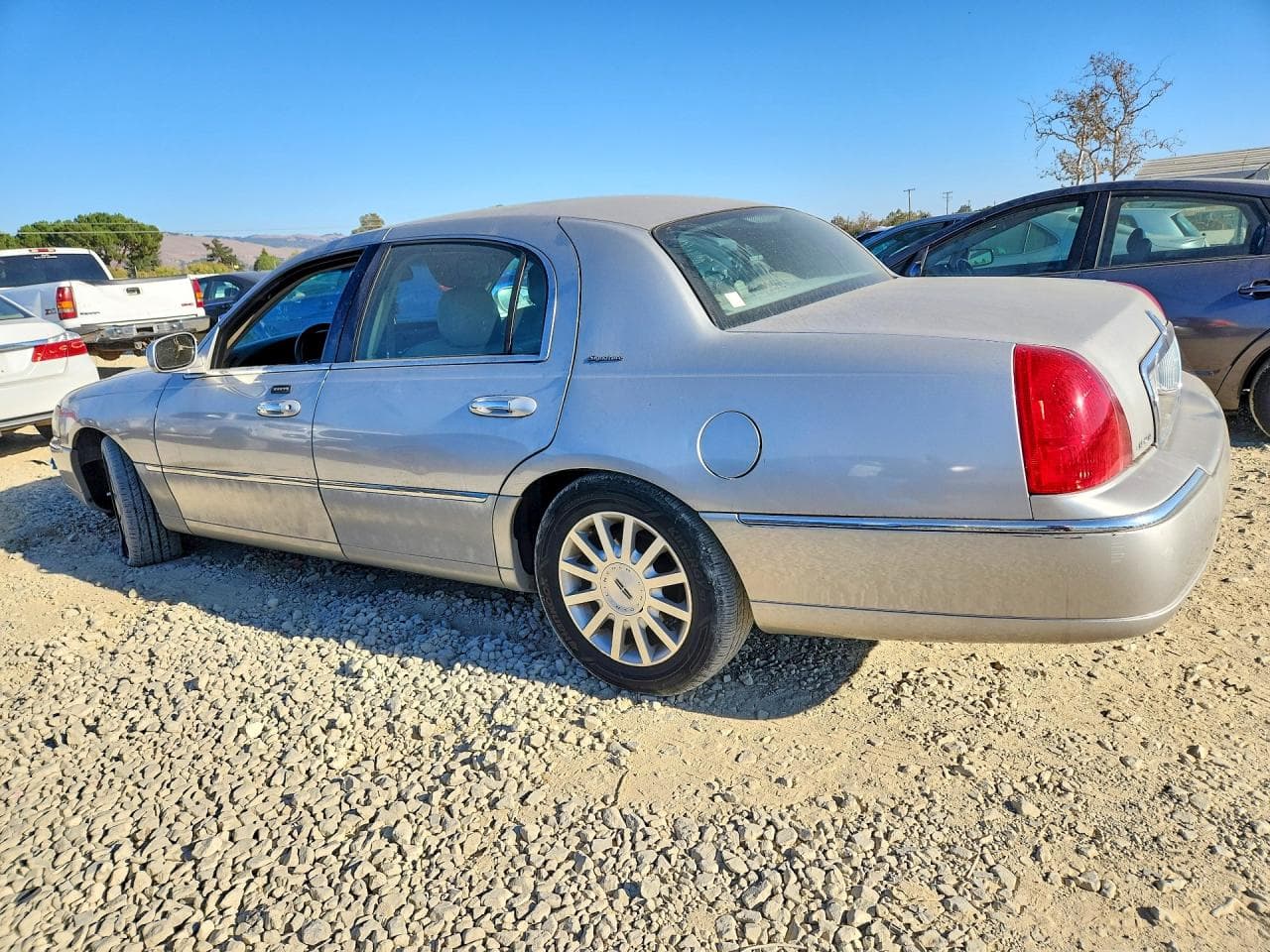2007 Lincoln Town Car Signature - foto 2