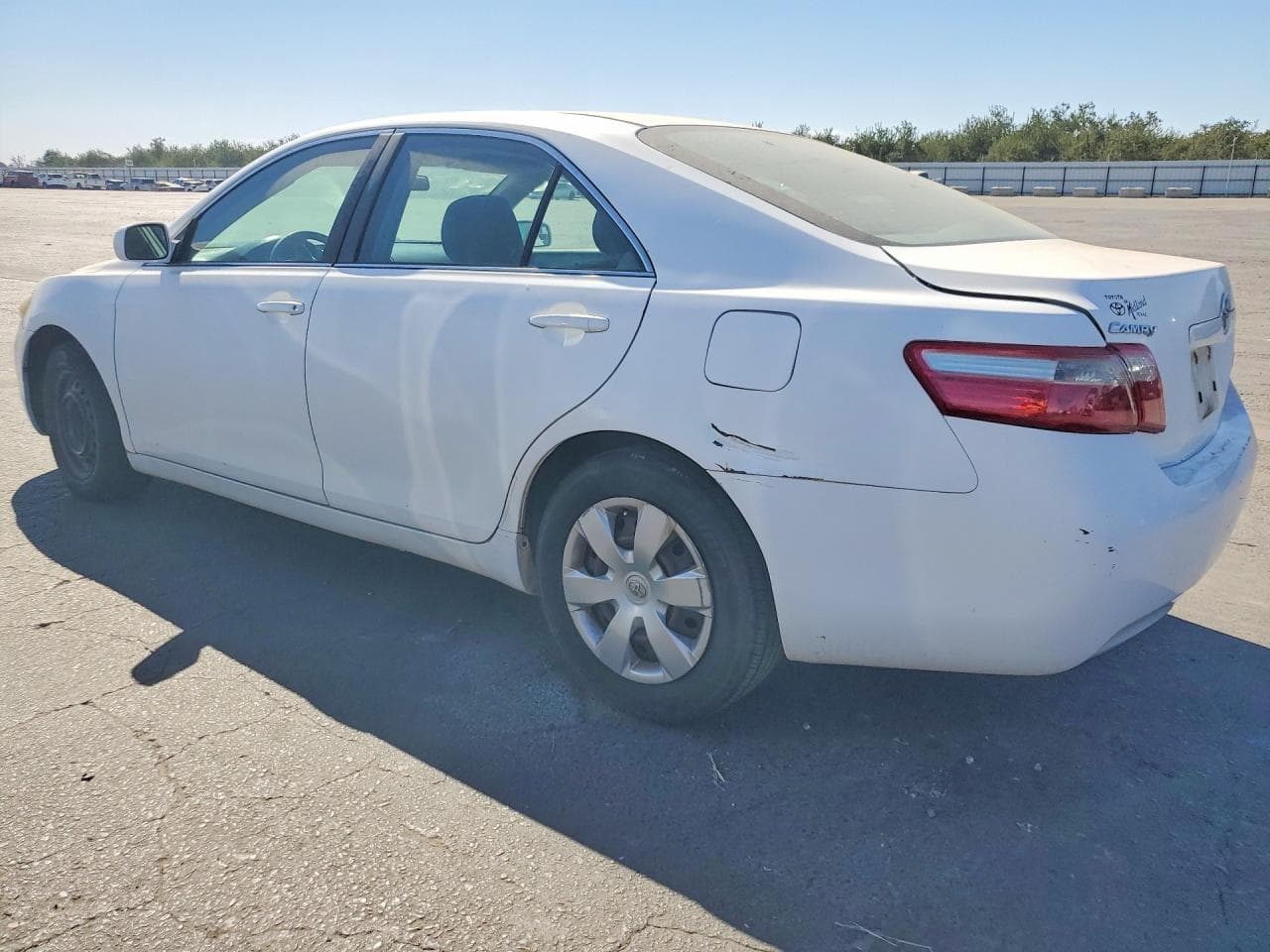 2008 Toyota Camry Le - foto 2