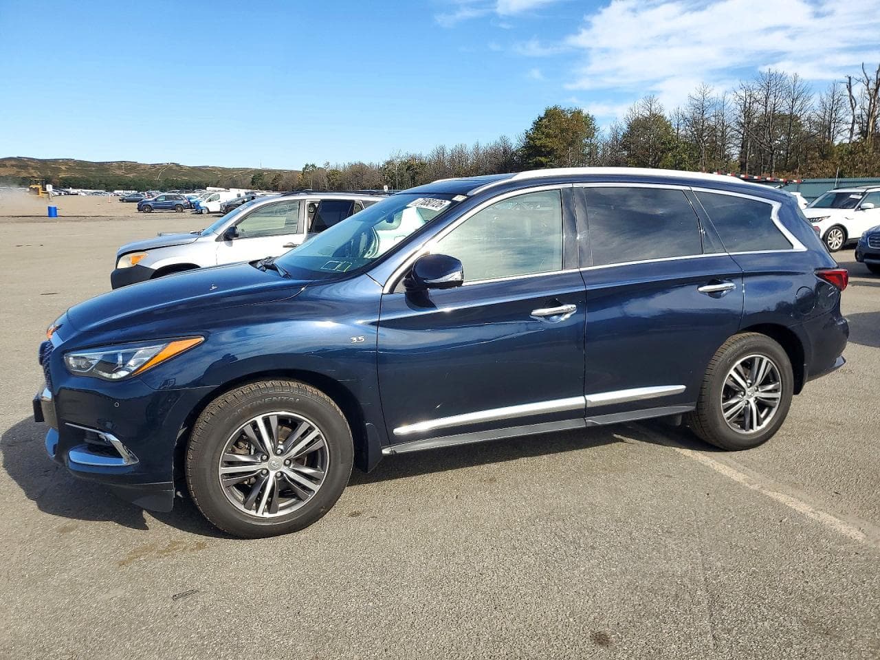 Infiniti QX60 2019 z USA
