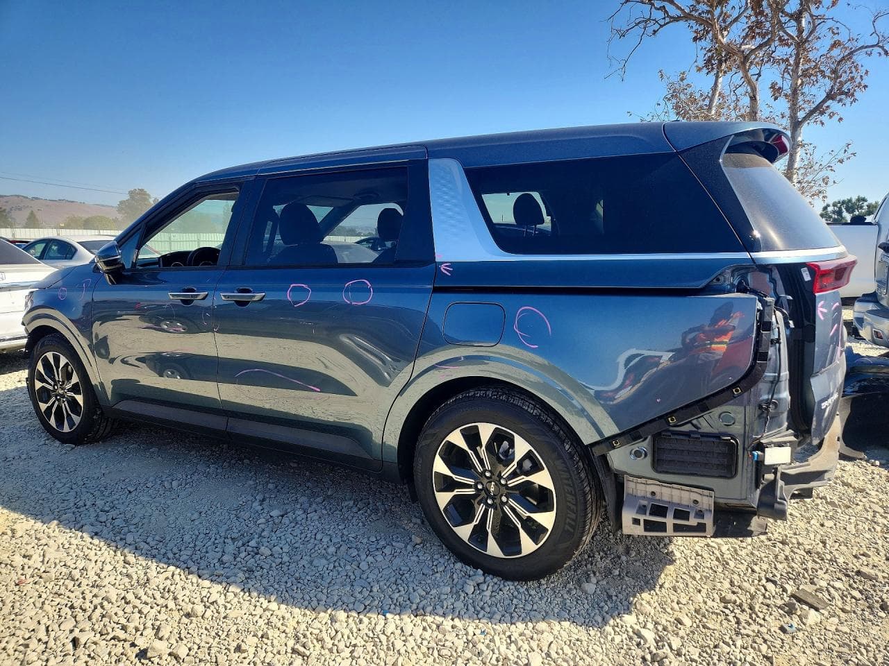 2023 Kia Carnival Ex - foto 2