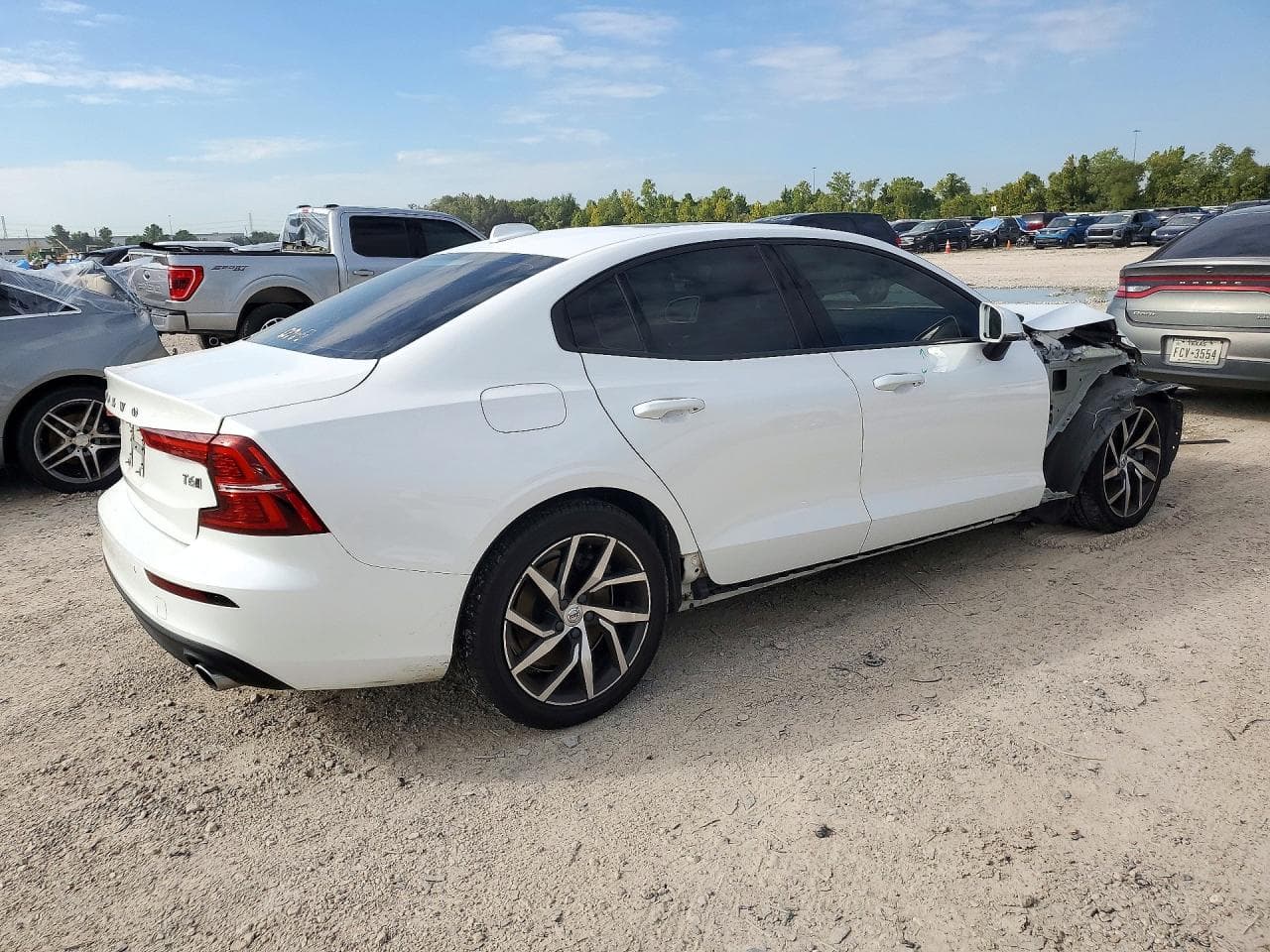 2019 Volvo S60 T6 Momentum - foto 3