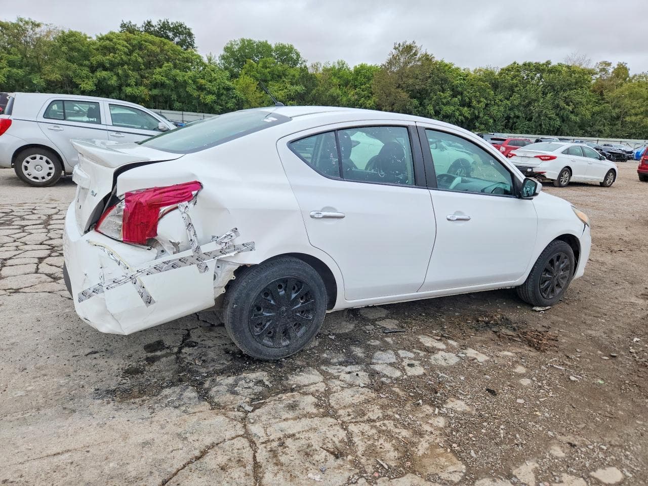 2019 Nissan Versa Sv - foto 3