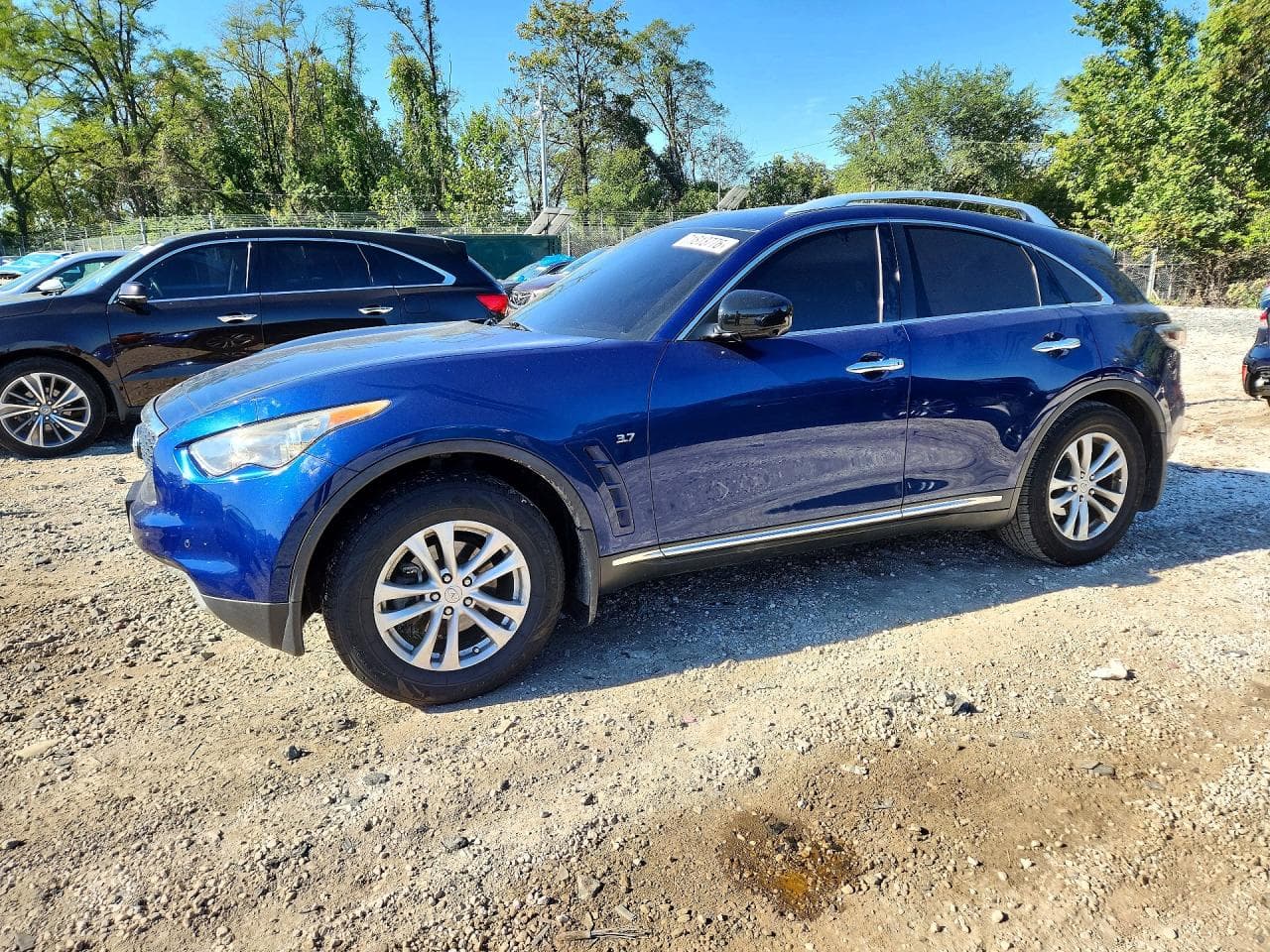 2017 Infiniti QX70 z USA
