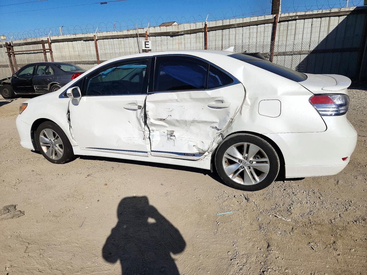 Lexus HS 2011 z USA