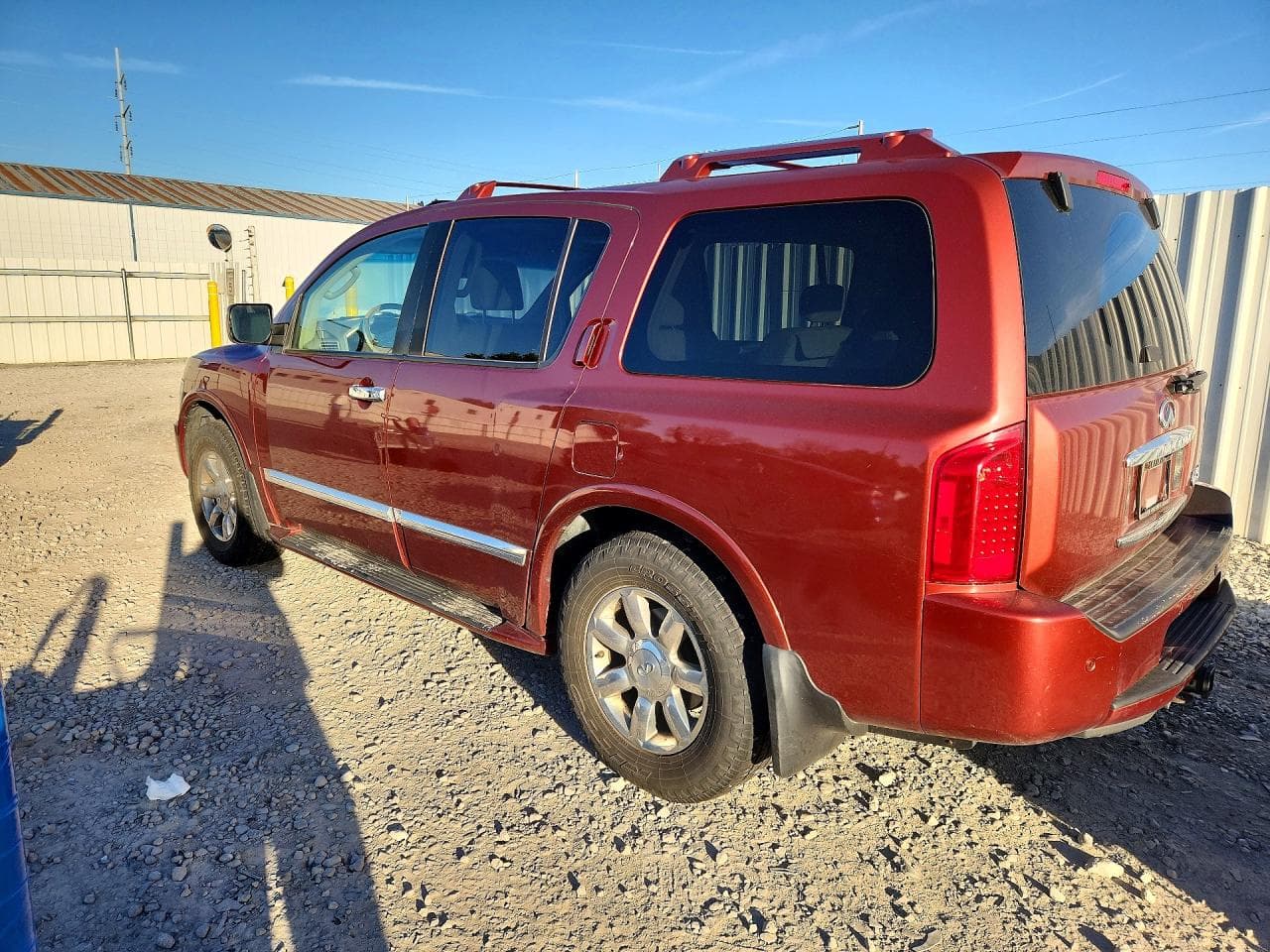 2004 Infiniti Qx56 Base - foto 2