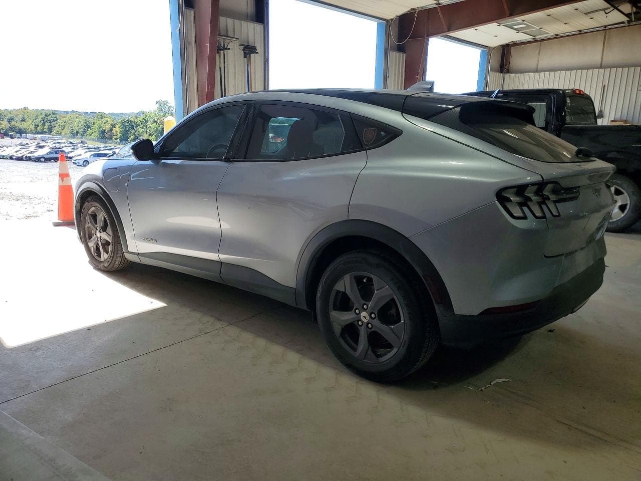 2022 Ford Mustang Mach-E Select - foto 2