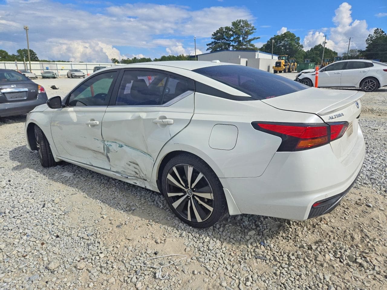 2020 Nissan Altima Sr - foto 2