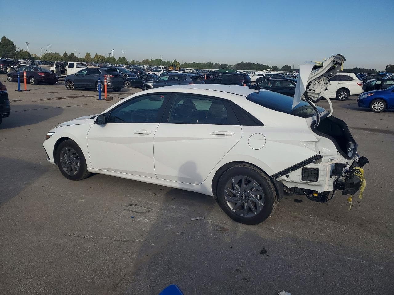 2026 Hyundai Elantra Hybrid Blue - foto 2