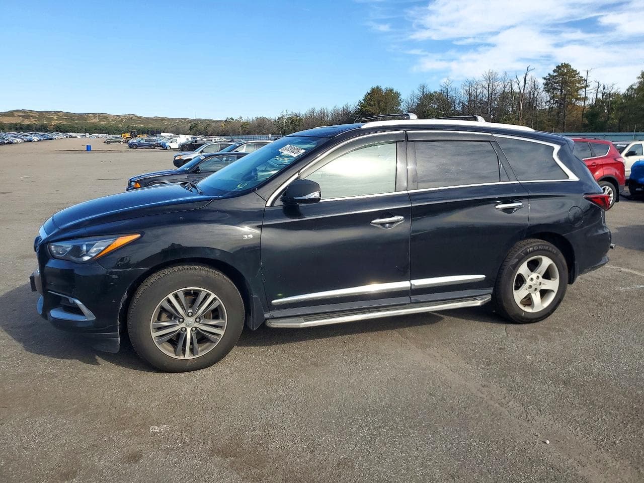 Infiniti QX60 2017 z USA