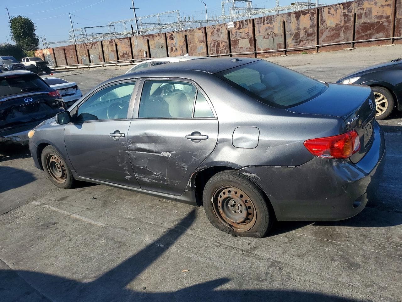 2009 Toyota Corolla Le - foto 2