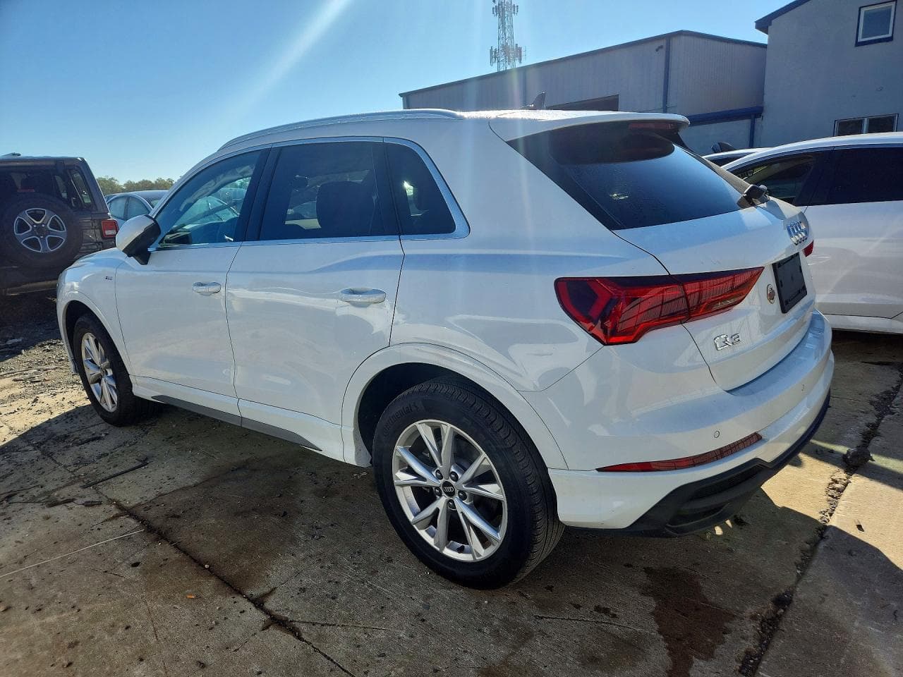 2025 Audi Q3 Premium S Line 45 - foto 2
