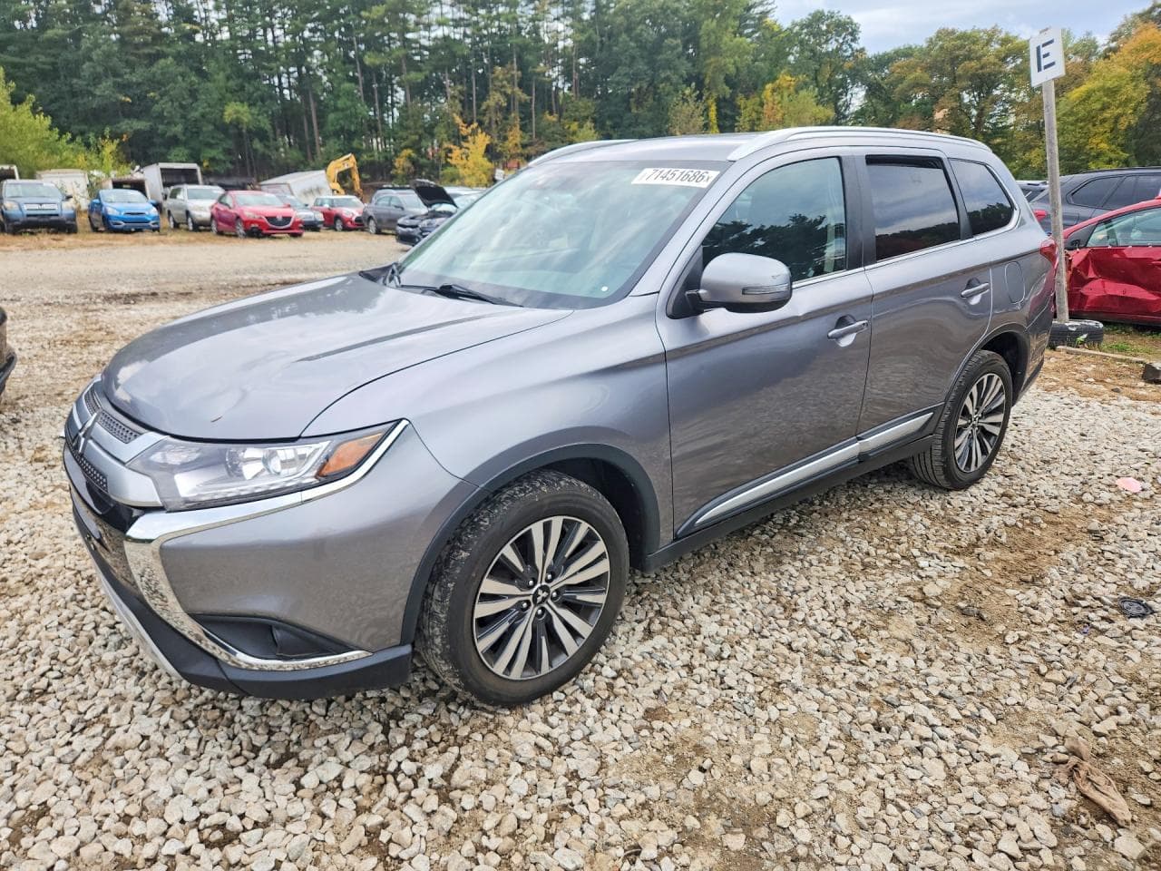 Mitsubishi Outlander 2020 z USA